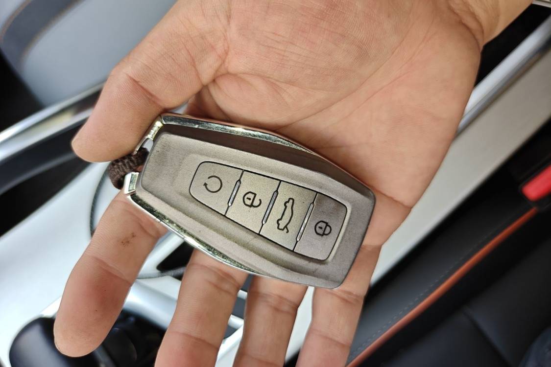GEELY Coolray 2024 imagen de coche #29