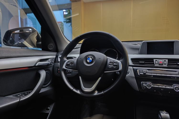 BMW X1 2019 imagen de coche #28
