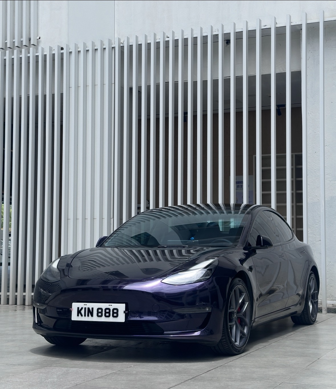 Tesla Model 3 2021 car image 