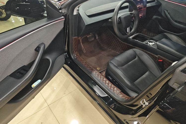 Tesla Model 3 2023 #16 Tesla Model 3 2023 car image #16