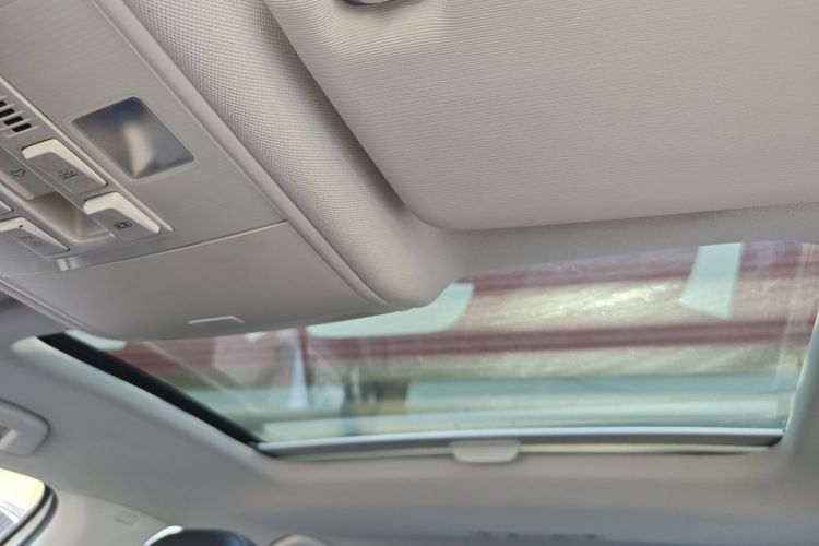 Volkswagen Golf 2015 car image #18