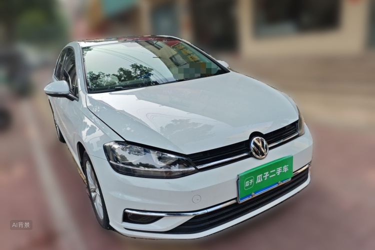 Volkswagen Golf 2018 car image #4