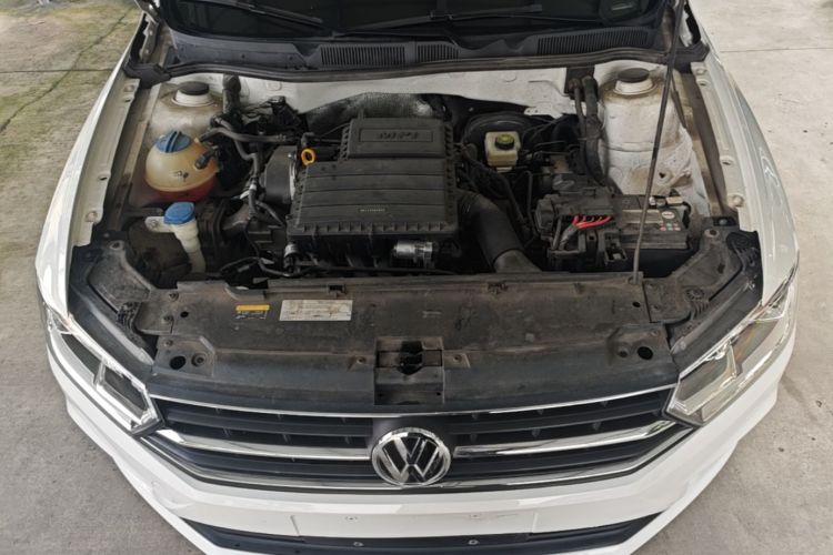 Volkswagen Bora 2021 car image #20
