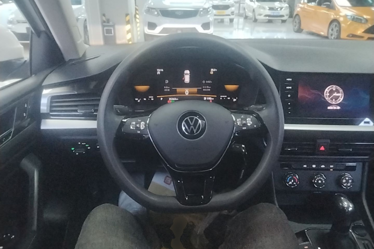 Volkswagen Lavida 2022 car image #11