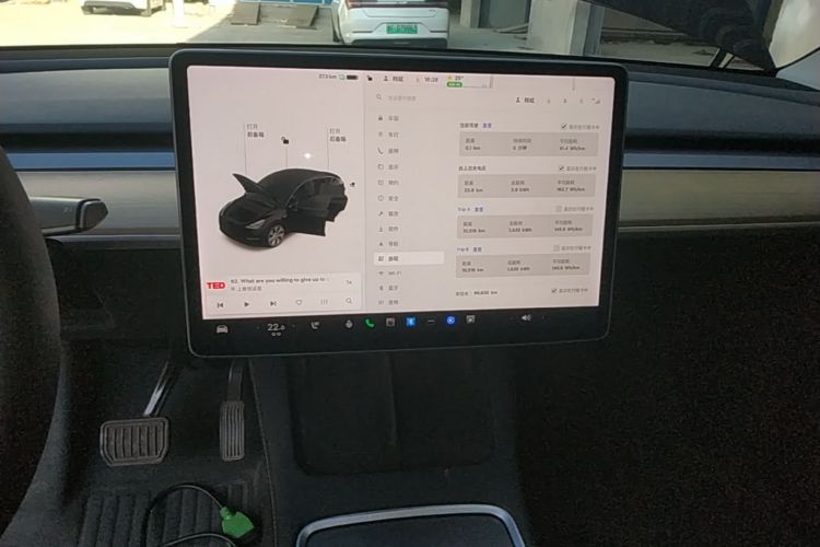 Tesla Model Y 2021 #13 Tesla Model Y 2021 car image #13