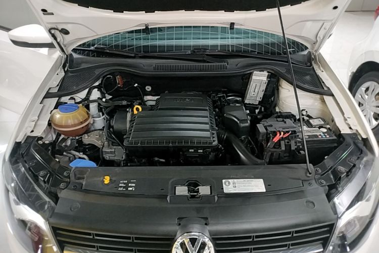 Volkswagen Polo 2018 car image #22