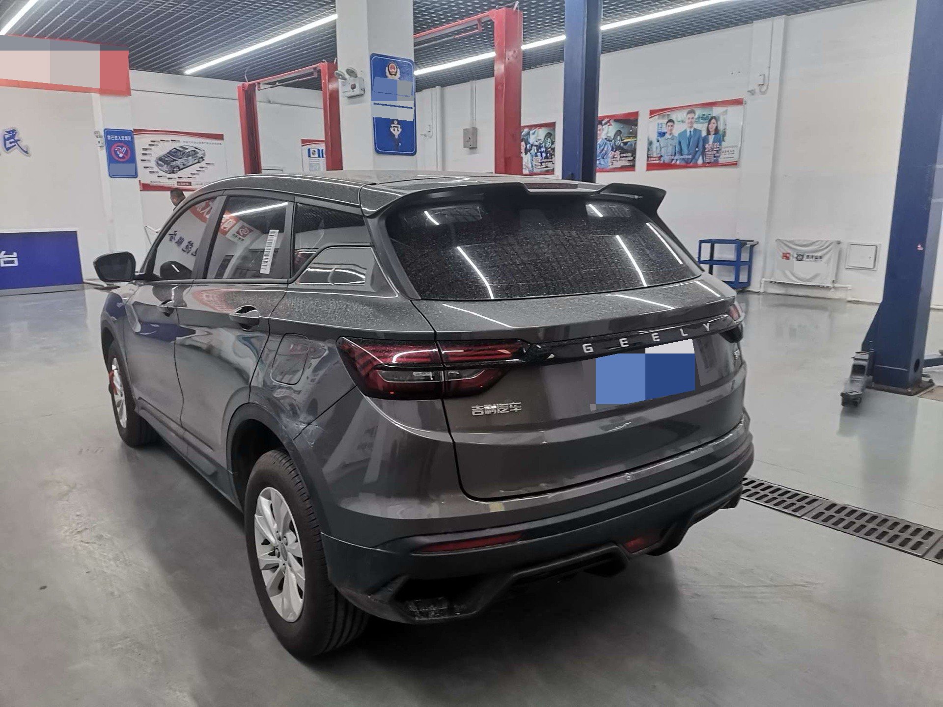 GEELY Coolray 2024 car image #2