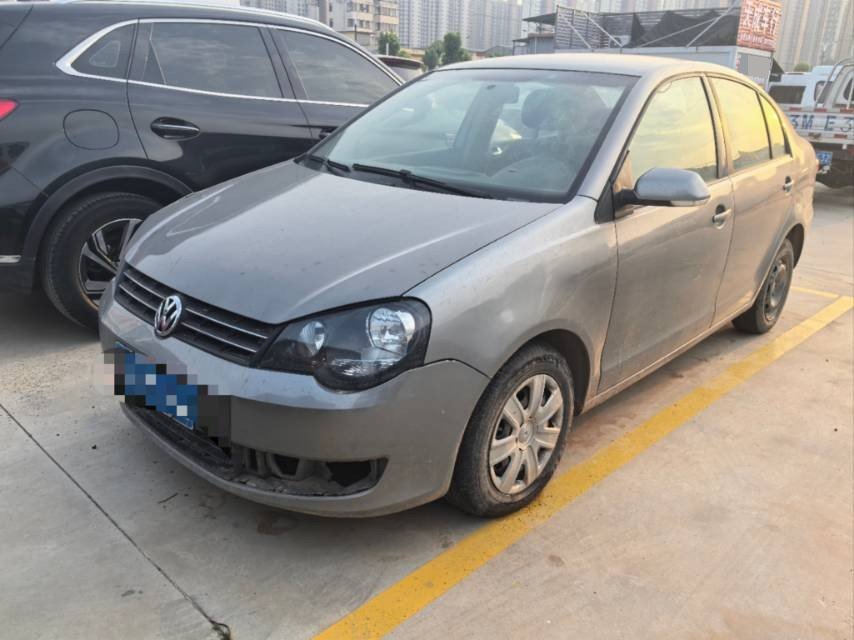 Volkswagen Polo 2012 Volkswagen Polo 2012 car image