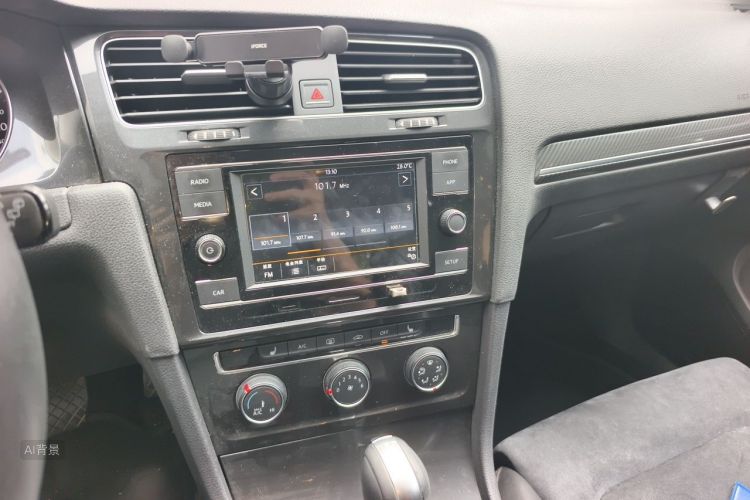Volkswagen Golf 2018 #15 Volkswagen Golf 2018 car image #15