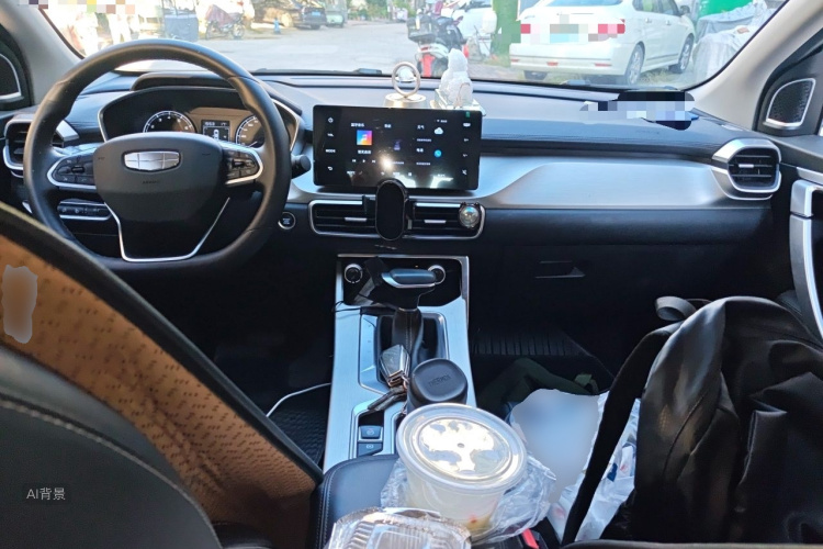GEELY Coolray 2025 #11 GEELY Coolray 2025 immagine di auto #11