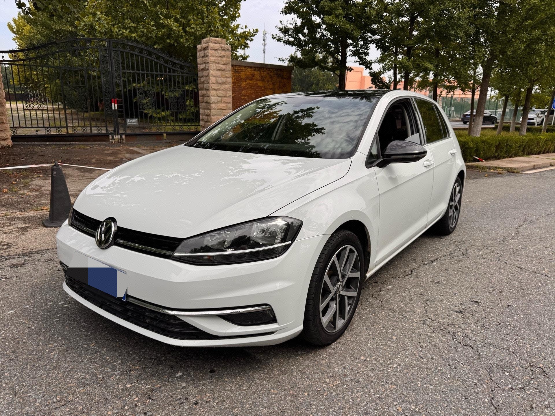 2019 car image 