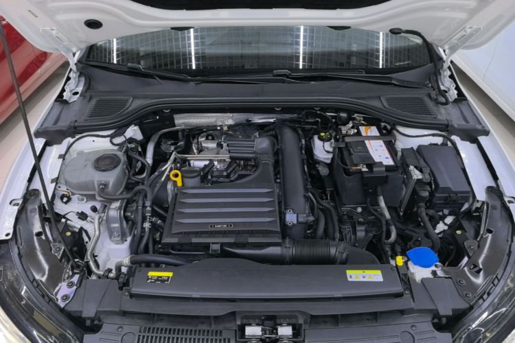 Volkswagen Golf 2021 #22 Volkswagen Golf 2021 car image #22
