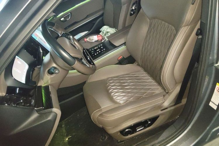 BYD Han 2021 car image #11
