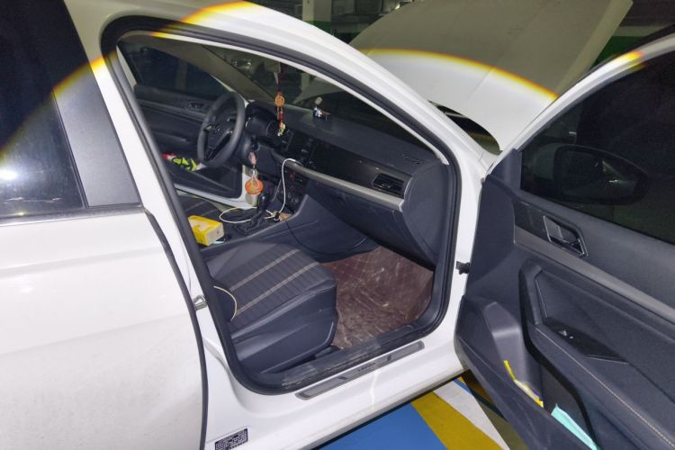 Volkswagen Lavida 2020 car image #27