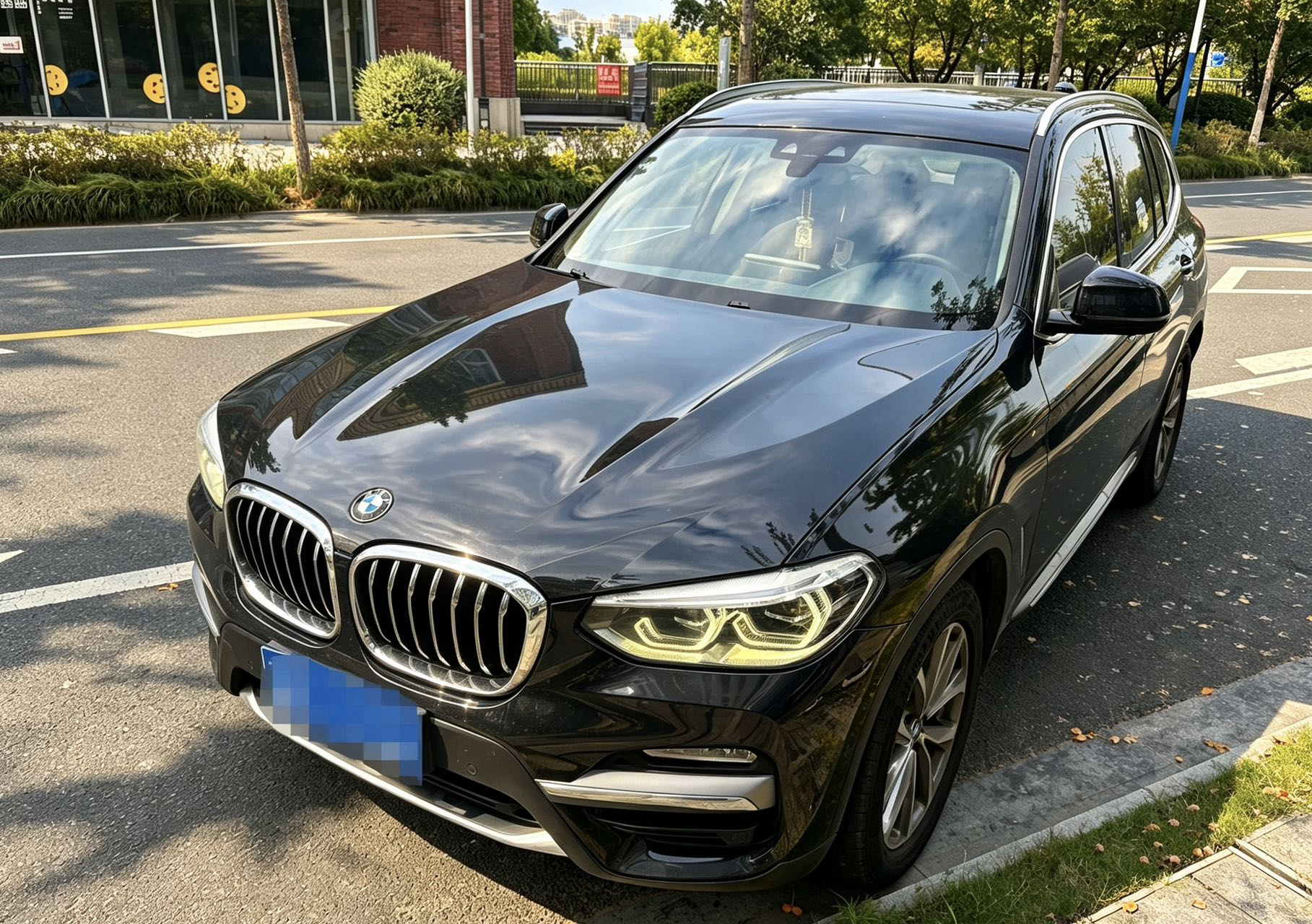 BMW X3 2019 BMW X3 2019 car image