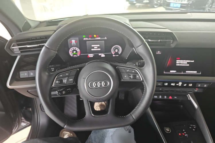 Audi A3 2021 immagine di auto #11