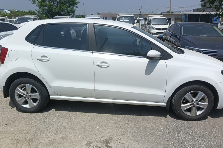Volkswagen Polo 2016 #5 Volkswagen Polo 2016 car image #5