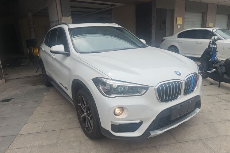 BMW X1 2019 #4 BMW X1 2019 car image #4