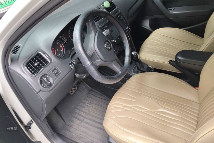 Volkswagen Polo 2015 #18 Volkswagen Polo 2015 car image #18