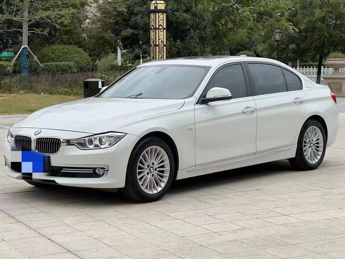 BMW 3 Series 2013 BMW 3 Series 2013 car image