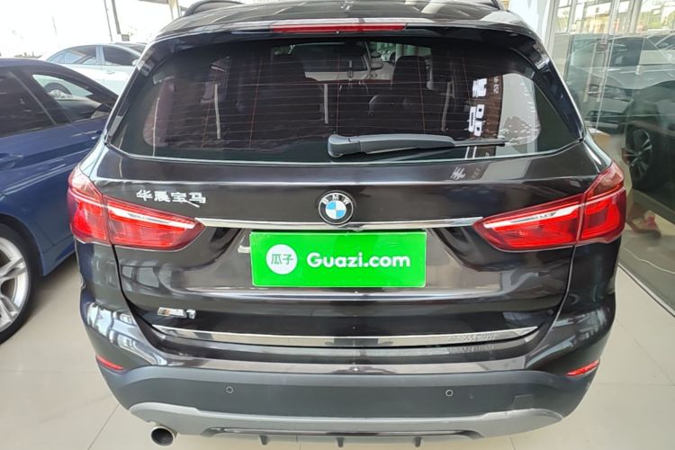 BMW X1 2017 #6 BMW X1 2017 car image #6