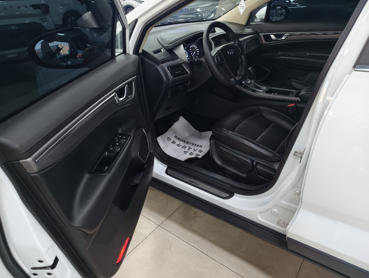 GEELY Emgrand GS 2017 car image #8