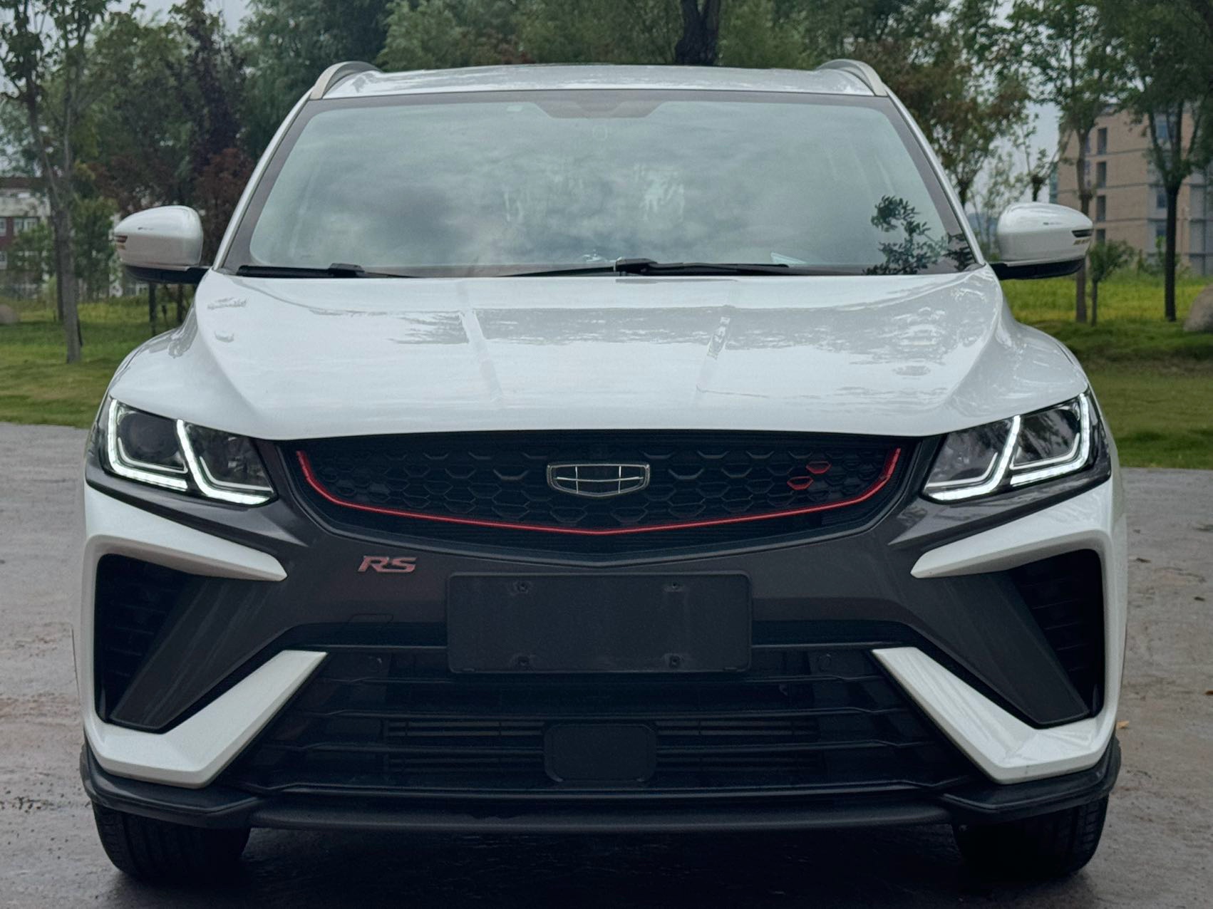 GEELY Coolray 2022 car image #2