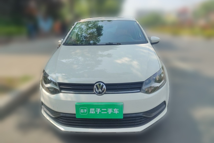 Volkswagen Polo 2017 car image #3