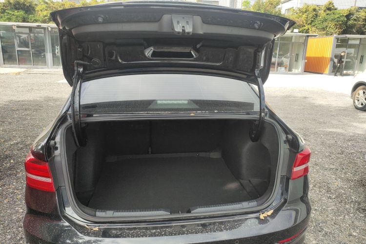Volkswagen Lavida 2019 car image #19
