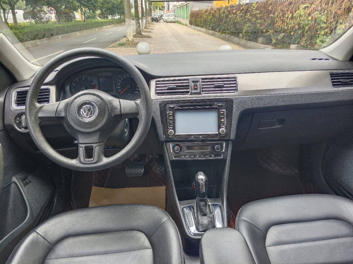 Volkswagen Santana 2015 #4 Volkswagen Santana 2015 car image #4