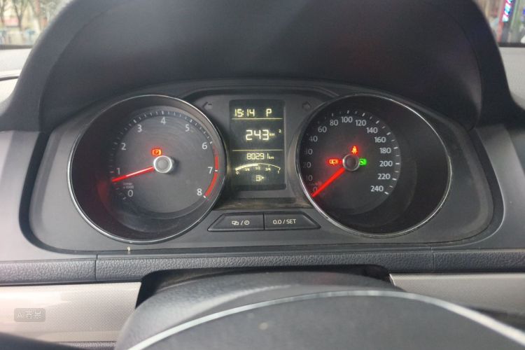 Volkswagen Lavida 2018 car image #13