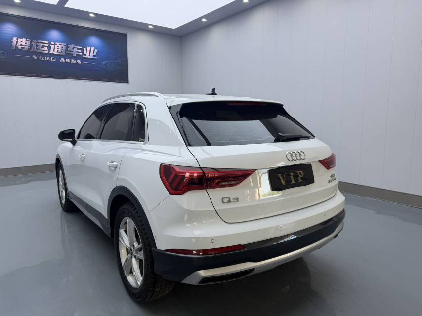 Audi Q3 2021 #4 Audi Q3 2021 car image #4