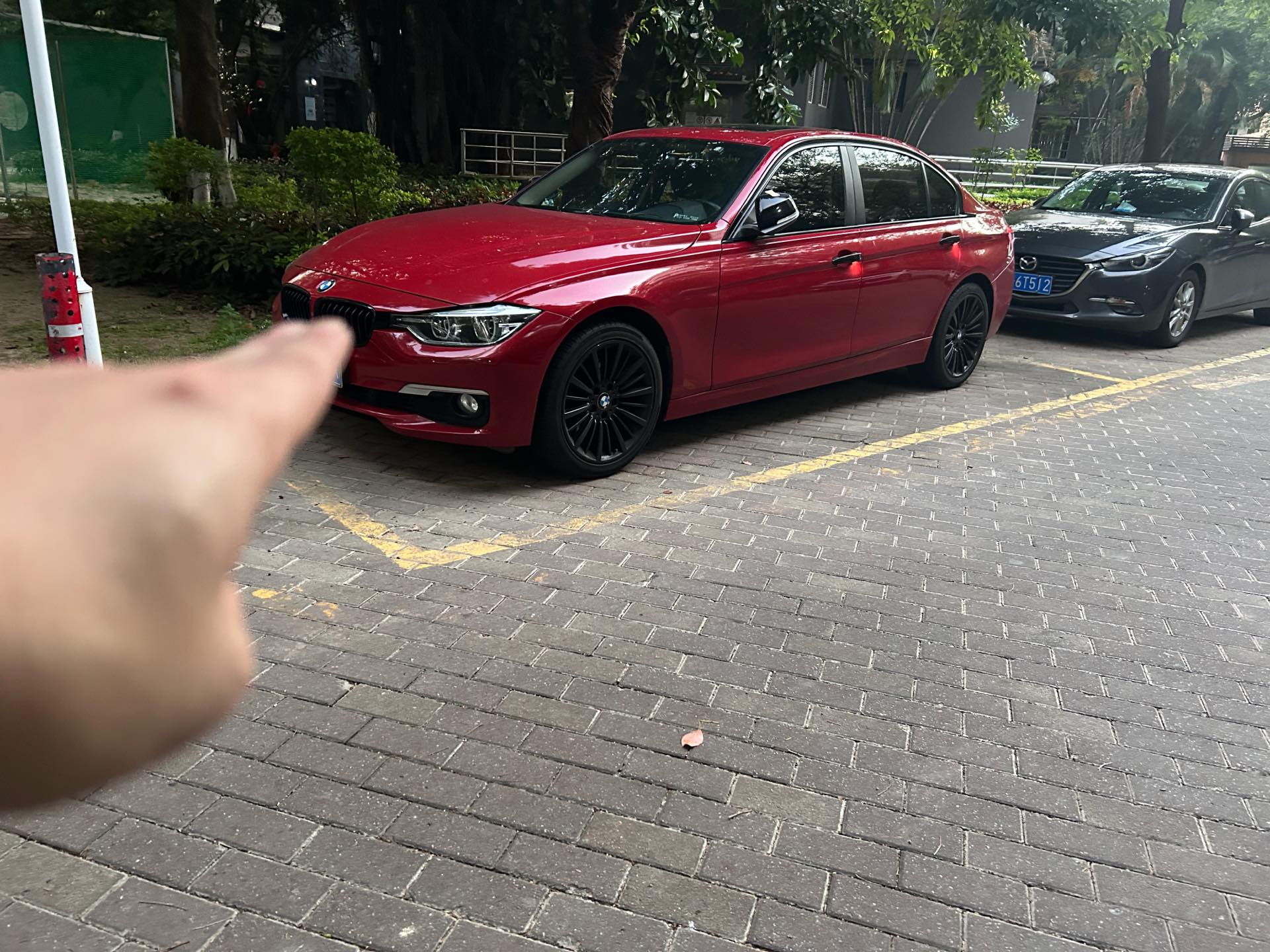 BMW 3 Series 2018 car image 