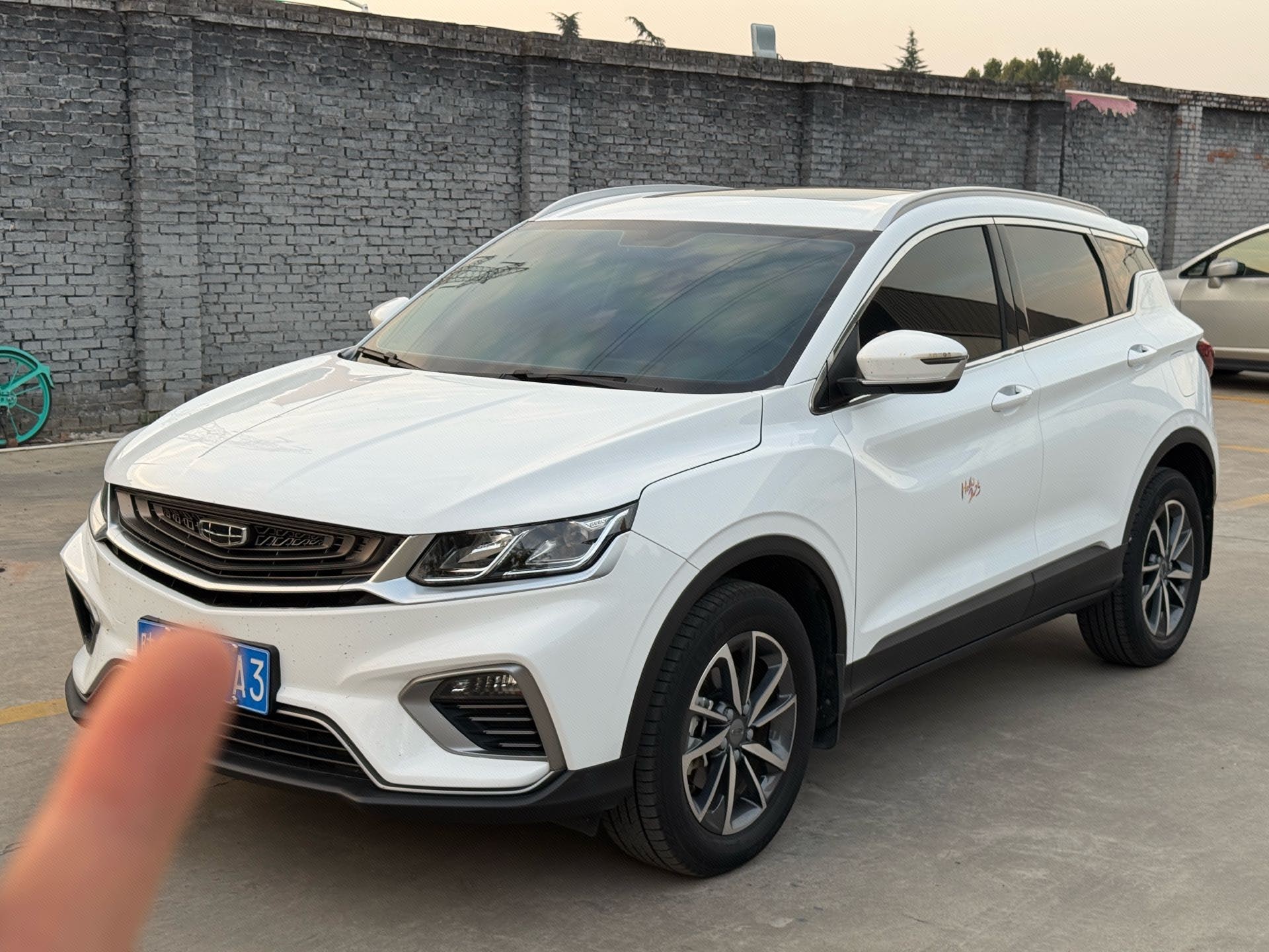 GEELY Coolray 2021 GEELY Coolray 2021 car image
