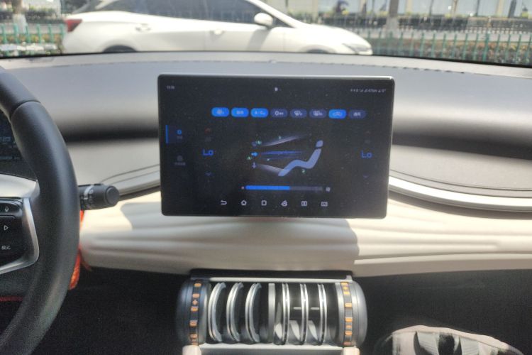 BYD Yuan Plus 2024 صورة سيارة #13