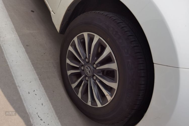 Toyota Corolla 2018 #9 Toyota Corolla 2018 car image #9