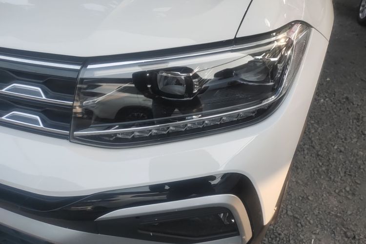 Volkswagen T-Cross 2019 #23 Volkswagen T-Cross 2019 صورة سيارة #23