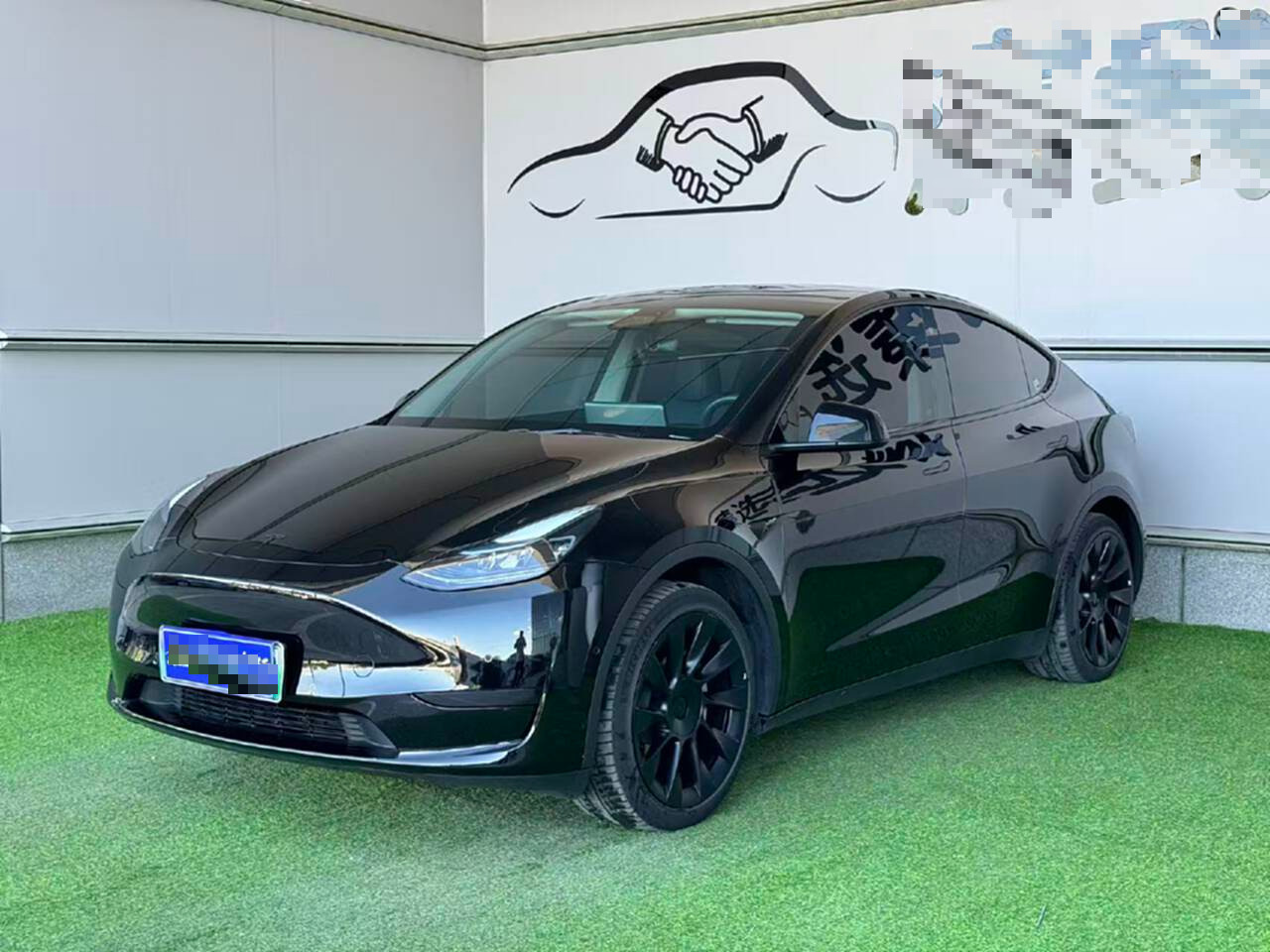 Tesla Model Y 2023 #2 Tesla Model Y 2023 car image #2
