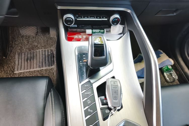 GEELY Coolray 2019 image de voiture #14