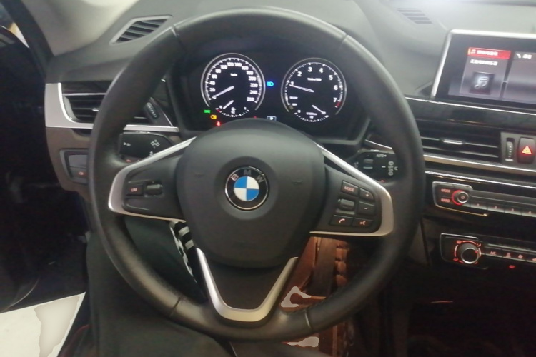 BMW X1 2019 #11 BMW X1 2019 car image #11