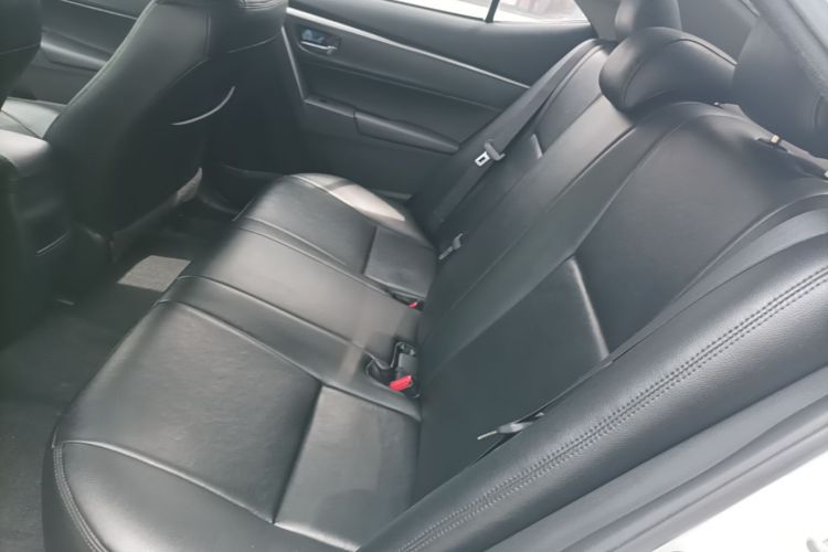2016 immagine di auto #17