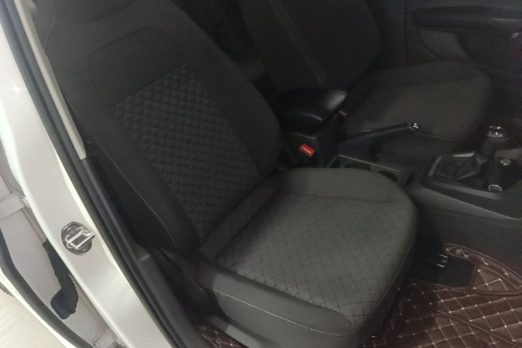 Volkswagen T-Cross 2021 car image #24