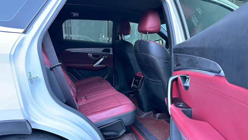Jetour X70 PLUS 2024 car image #10