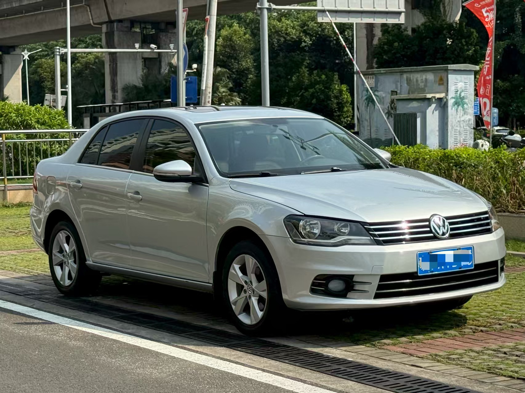 Volkswagen Bora 2014 car image #3