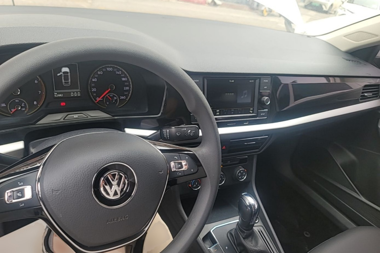 Volkswagen Lavida 2020 car image #10