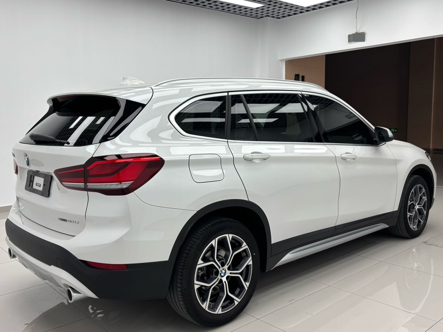 BMW X1 2022 #3 BMW X1 2022 صورة سيارة #3
