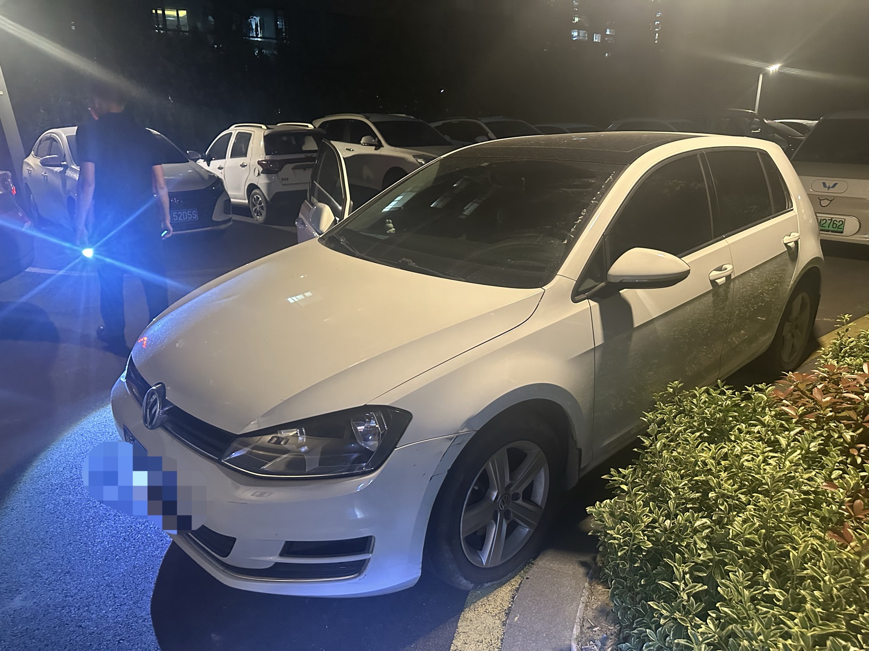 Volkswagen Golf 2015 car image 