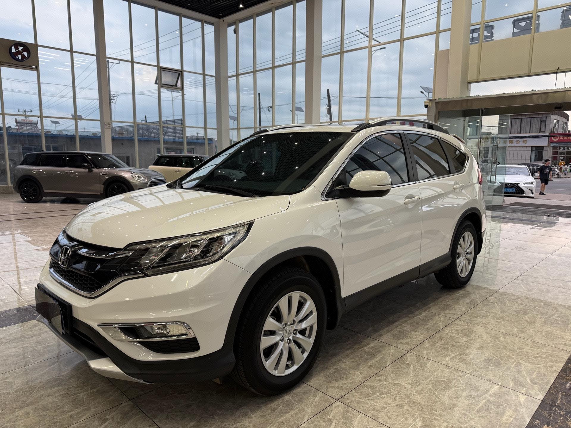 Honda CR-V 2016 car image 