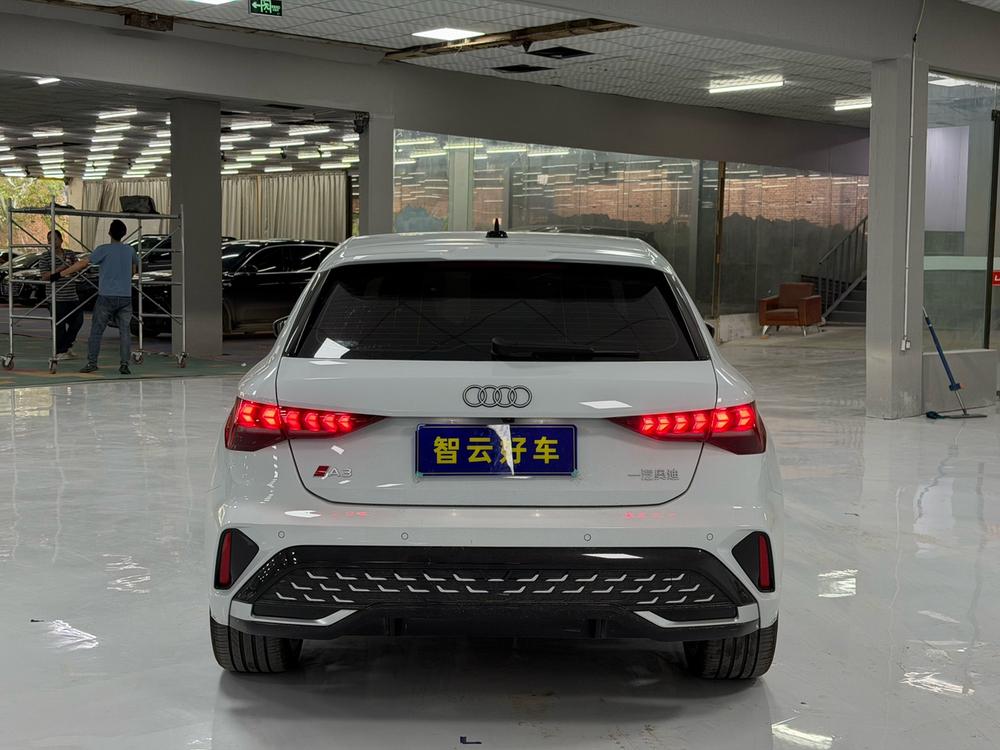 Audi A3 2025 #5 Audi A3 2025 صورة سيارة #5