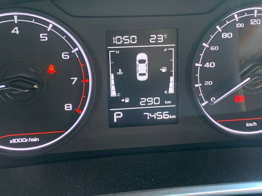 GEELY Coolray 2025 imagen de coche #6